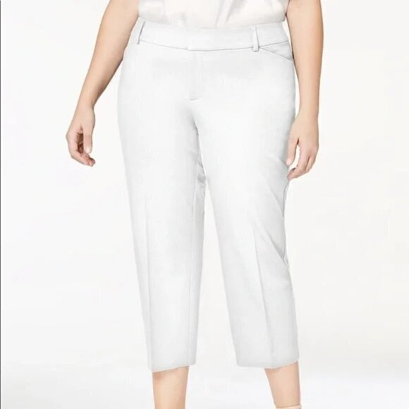NWT Isaac Mizrahi White Cropped Capri Pull ON Pants Size 28 Wide Petite - Picture 1 of 12